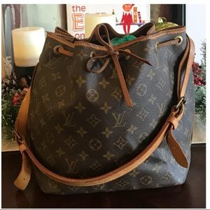 Authentic Louis Vuitton Petite Noe